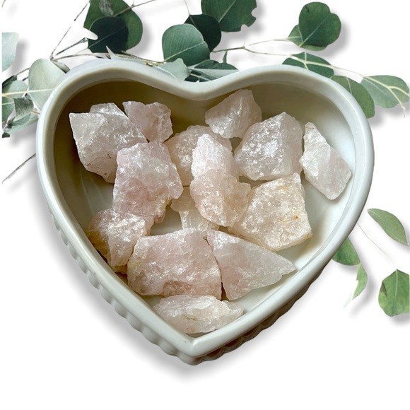 Rose Quartz Raw Tumble - Picture 1 of 4